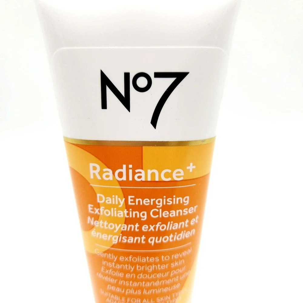 No7‎ Radiance+ Exfoliating Cleanser 3.38 oz Brightening Face Wash